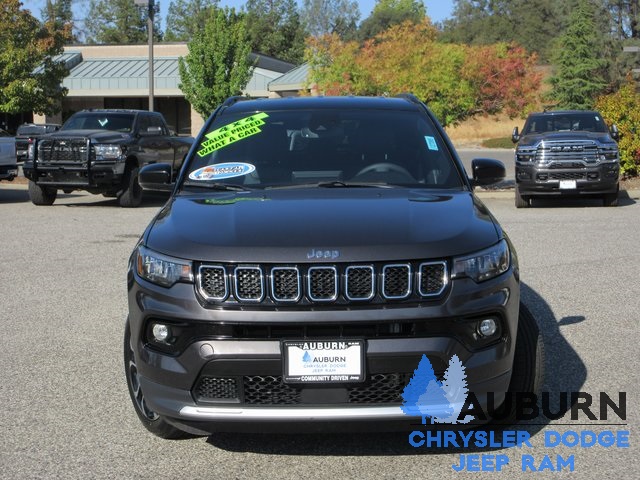 2023 Jeep Compass Limited photo 15