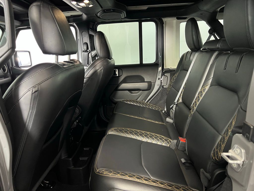 2022 Jeep Wrangler Unlimited Sahara High Altitude 4xe photo 23