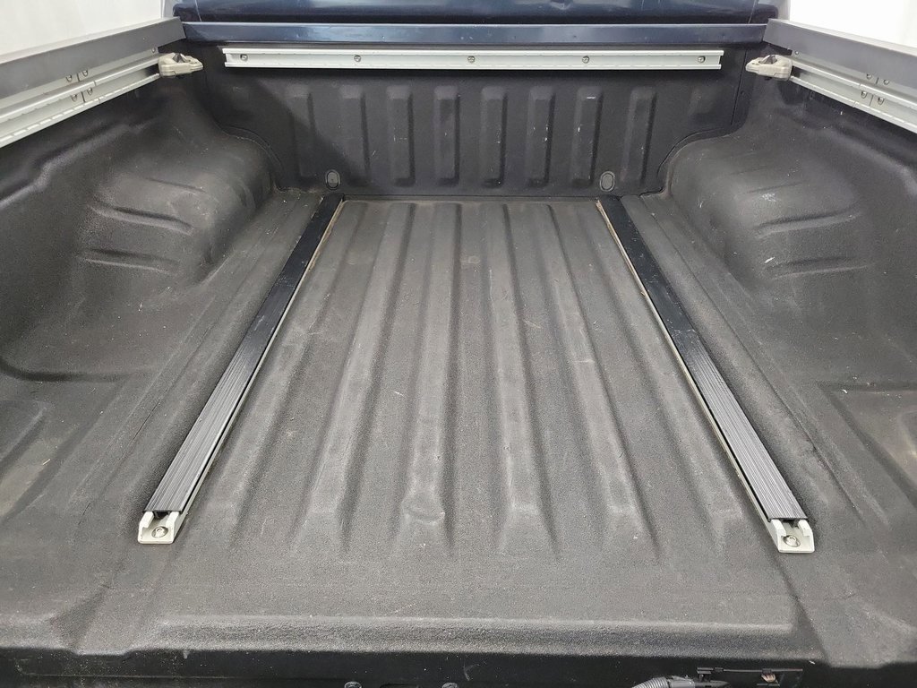 2016 Nissan Frontier SV photo 18