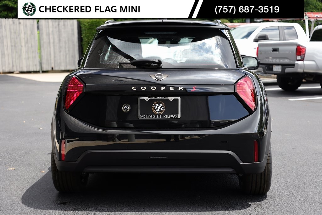 2025 Mini Cooper S Iconic photo 11