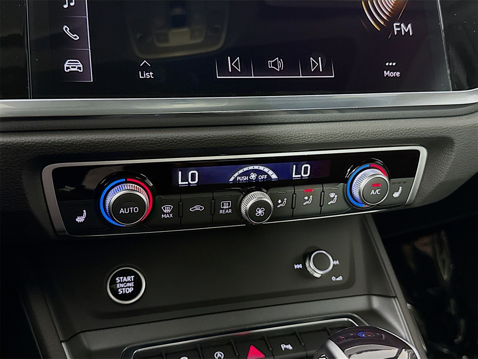 2025 Audi Q3 S line Premium photo 14