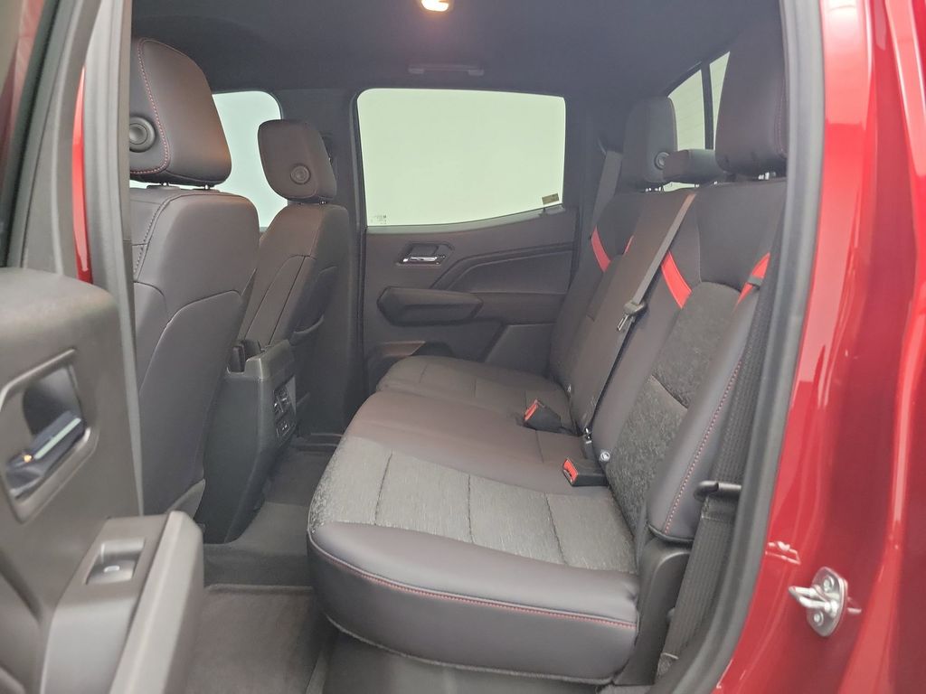2025 Chevrolet Colorado Z71 photo 10