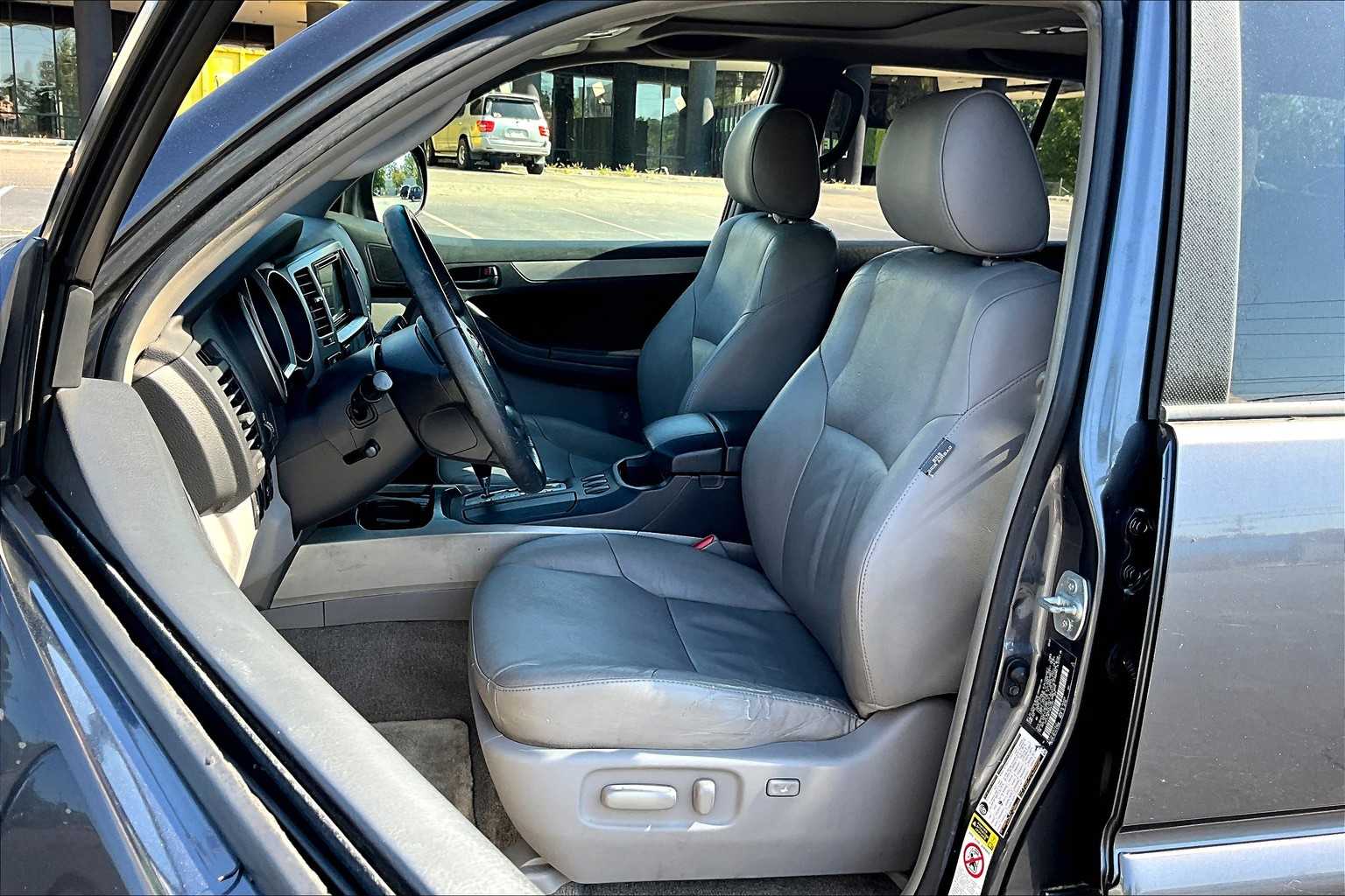 2007 Toyota 4Runner SR5 photo 5
