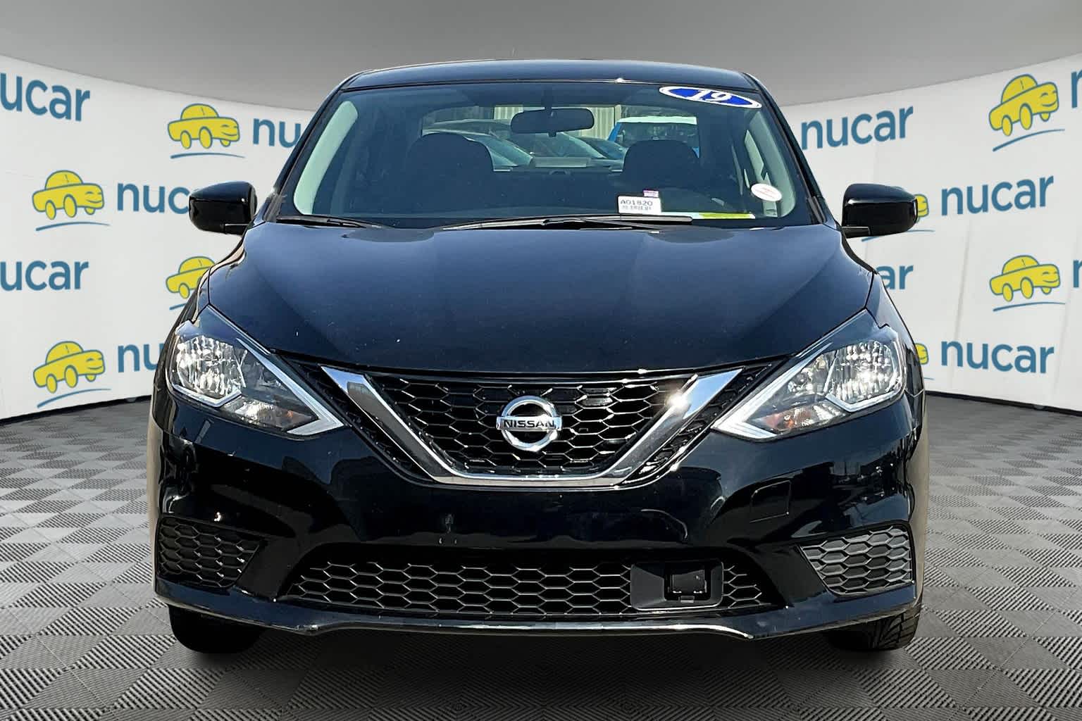 2019 Nissan Sentra SV photo 2
