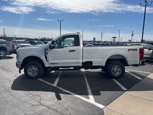 2025 Ford F-350 XL photo 3