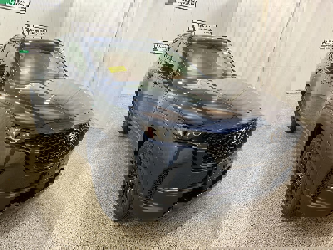 2025 Mazda CX-50 Premium's photo