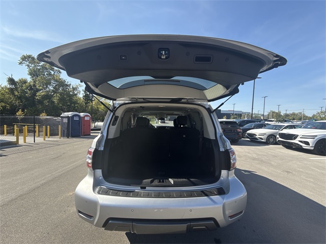 2019 Nissan Armada SL photo 23