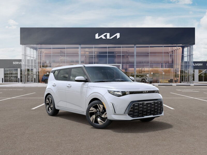 2025 Kia Soul GT-Line photo 6