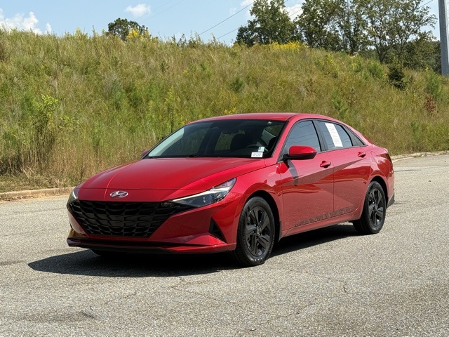 Used 2023 Hyundai Elantra SEL with VIN 5NPLM4AG4PH119252 for sale in Canton, GA