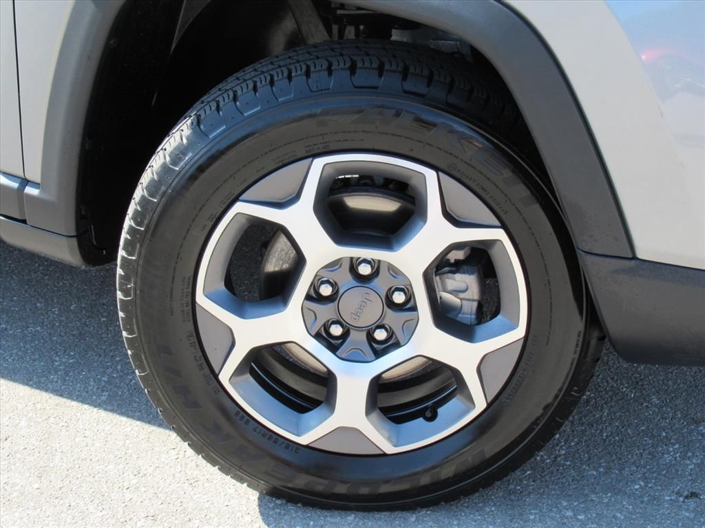 2022 Jeep Compass Trailhawk photo 4