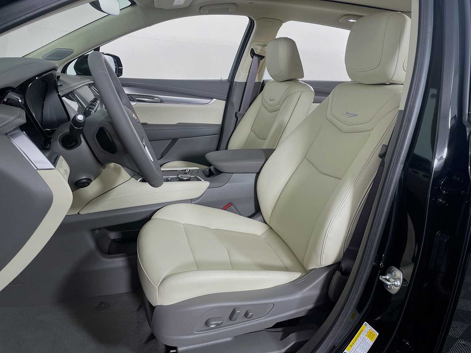2025 Cadillac XT5 Premium Luxury photo 4