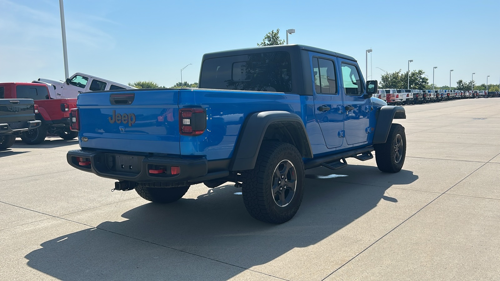 2023 Jeep Gladiator Rubicon photo 3
