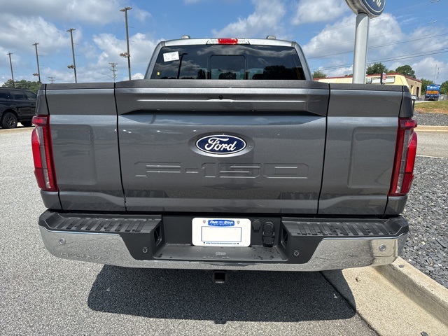 2025 Ford F-150 Lariat photo 9