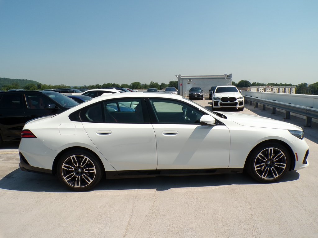 2025 Bmw 530i xDrive photo 3
