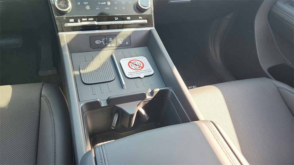 2026 Hyundai Santa Fe SEL photo 23