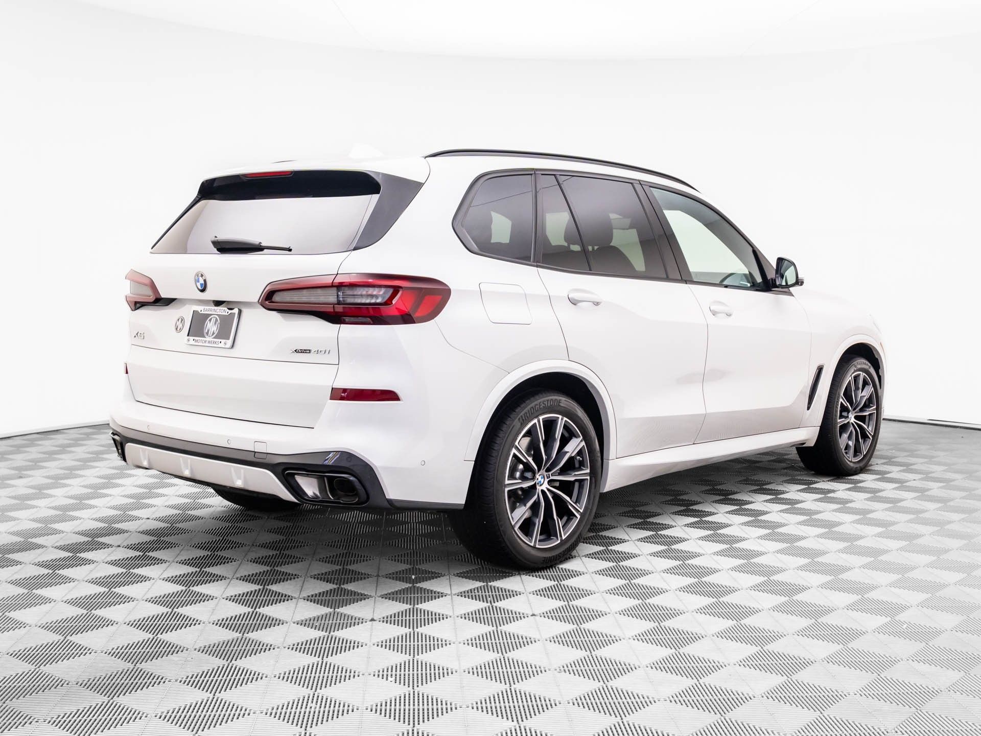 2023 Bmw X5 xDrive40i photo 2
