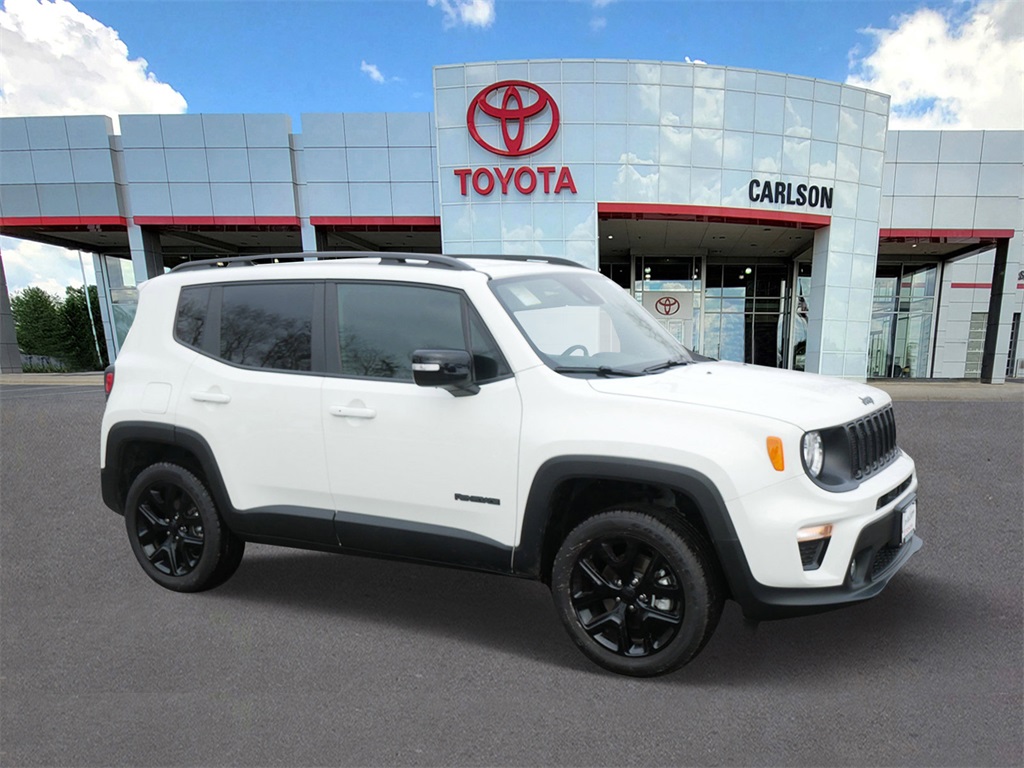Used 2022 Jeep Renegade Altitude with VIN ZACNJDE12NPN70821 for sale in Minneapolis, Minnesota
