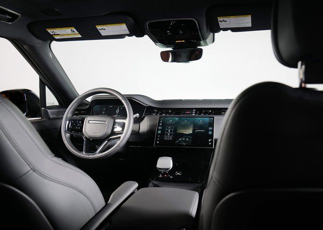 2025 Land Rover Range Rover Sport SE photo 11