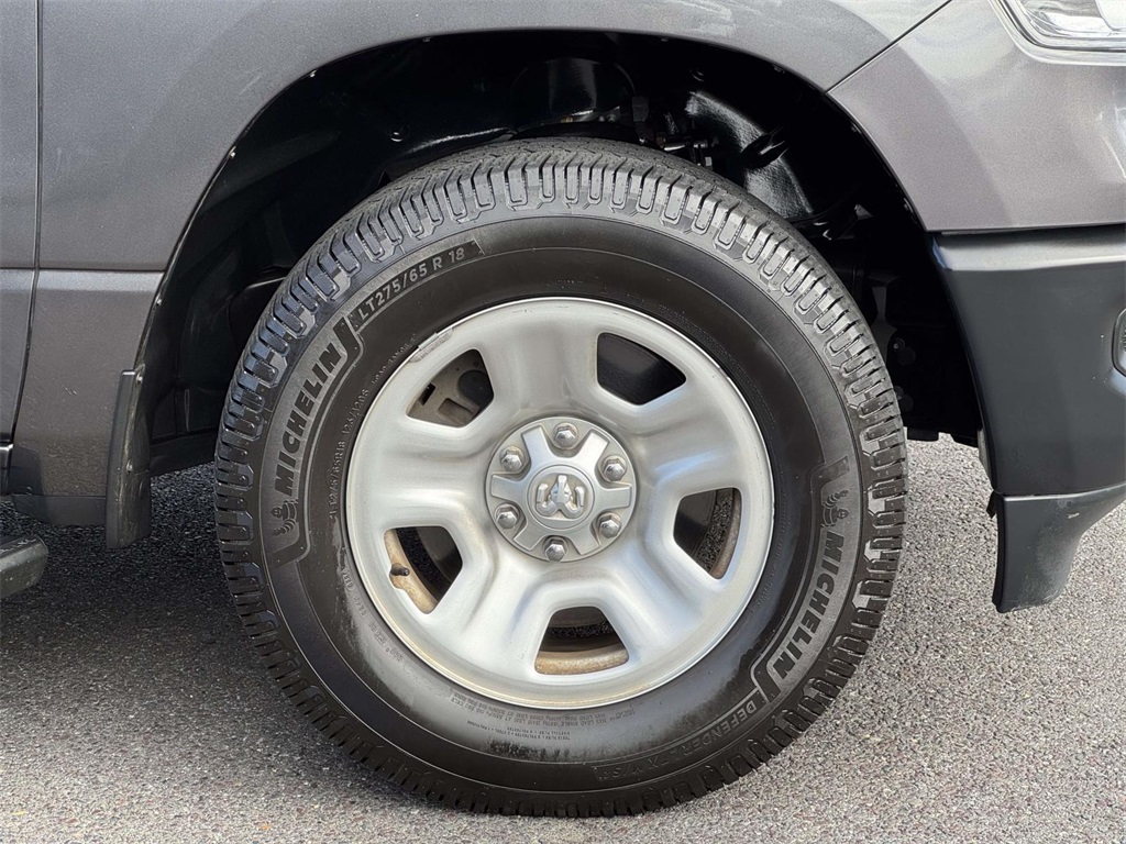 2019 Ram 1500 Tradesman photo 11