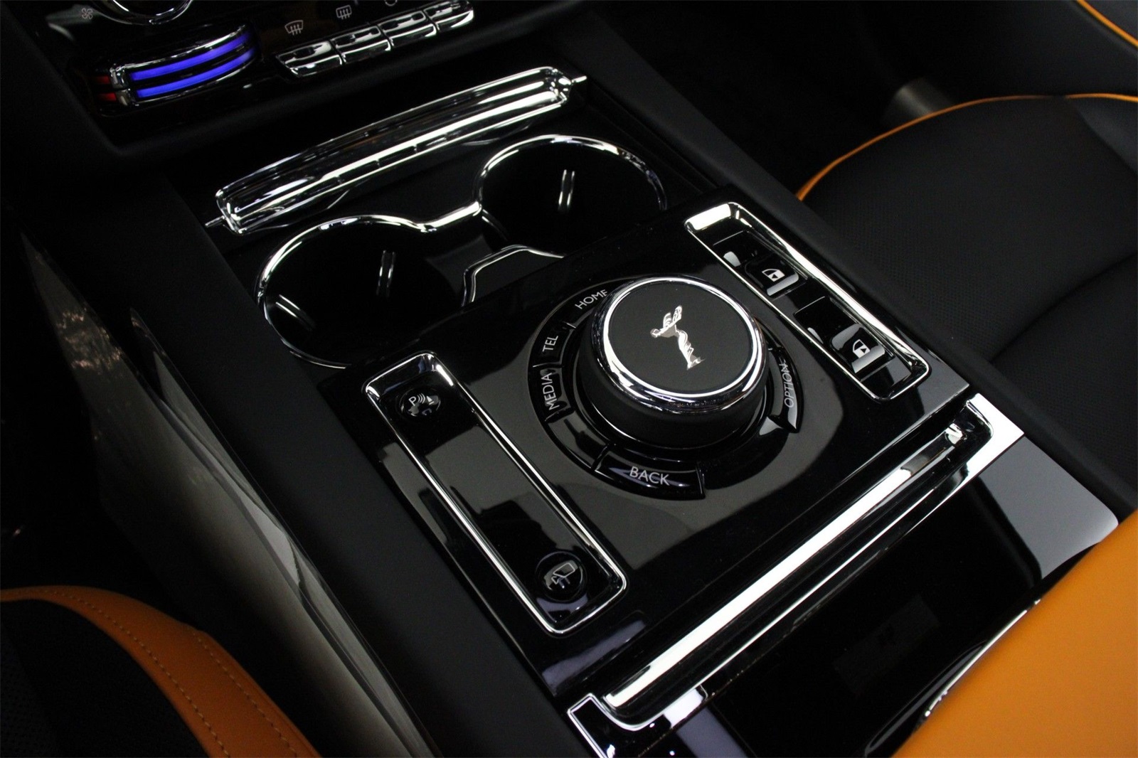 2025 Rolls Royce Spectre photo 8