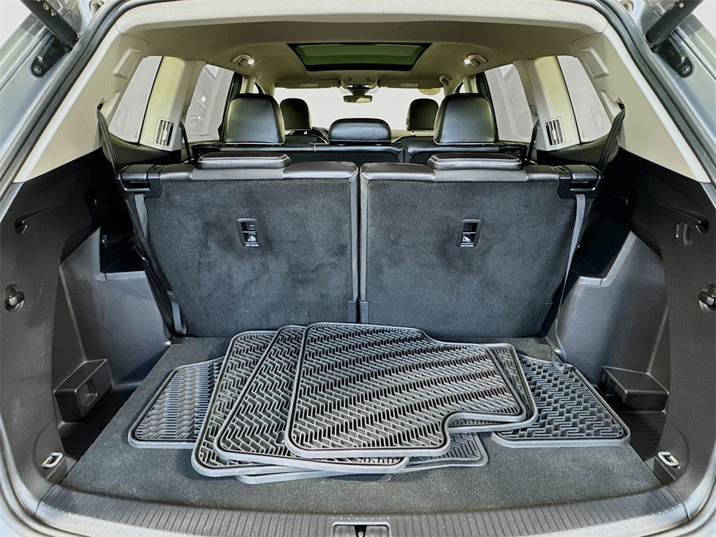 2024 Volkswagen Atlas SEL Premium R-Line photo 21