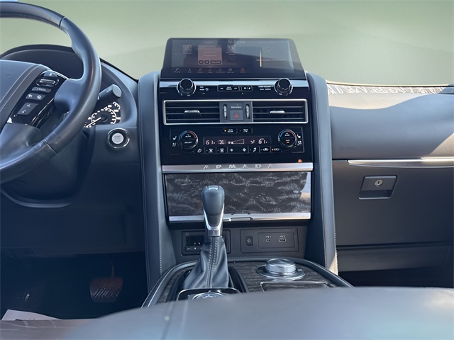 2021 Nissan Armada Platinum photo 15