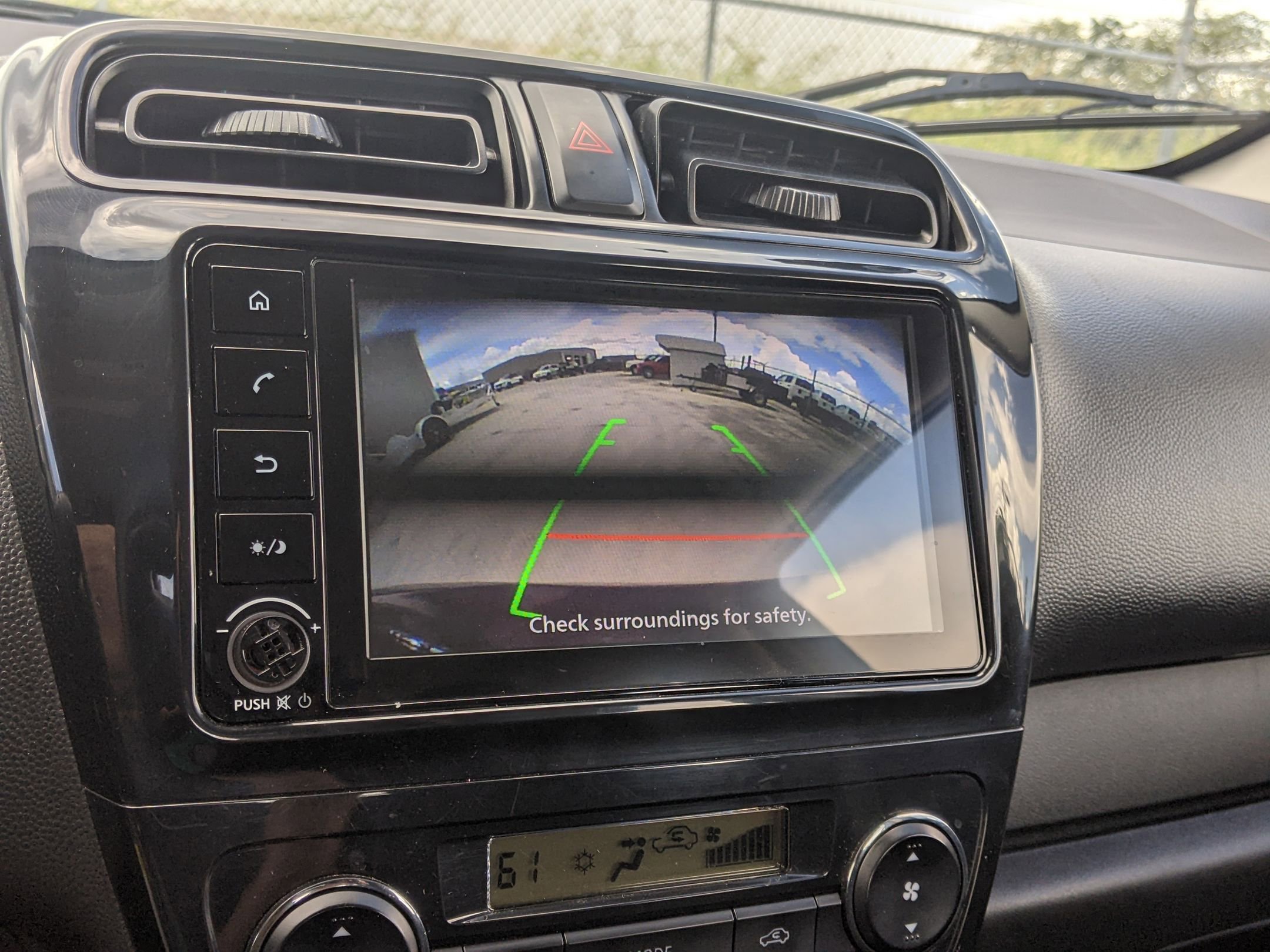 2021 Mitsubishi Mirage ES photo 16