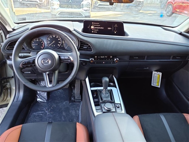 2025 Mazda CX-30 2.5 Carbon Turbo photo 6