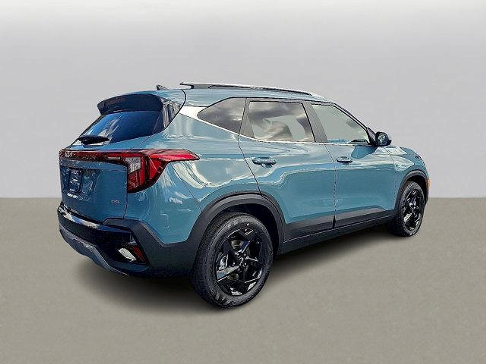 2026 Kia Seltos EX photo 4