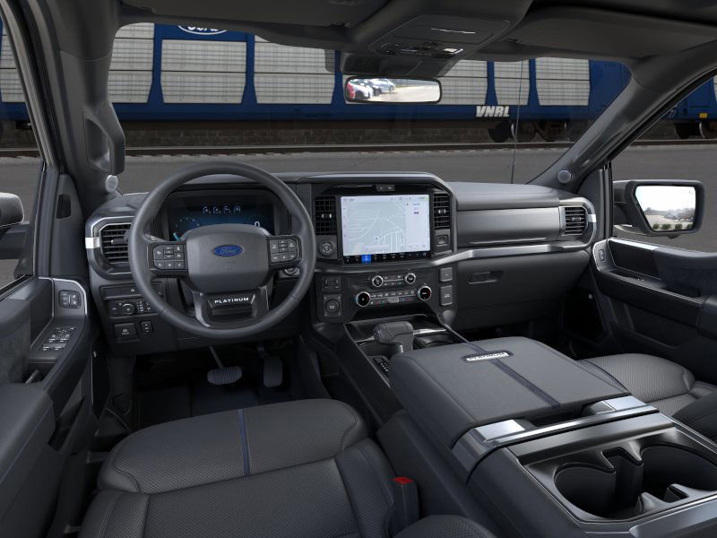 2025 Ford F-150 Platinum photo 5
