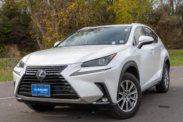 2020 Lexus NX 300's photo