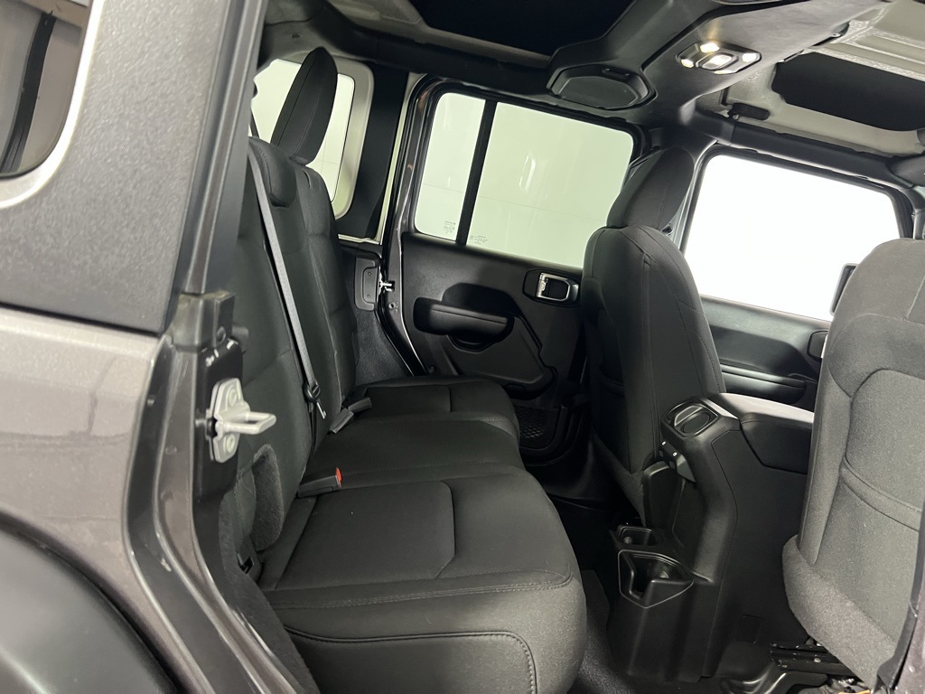 2021 Jeep Wrangler Unlimited Sport Altitude photo 25