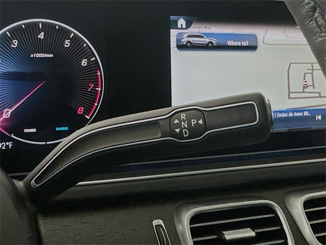 2026 Mercedes Benz GLS 450 4MATIC photo 17