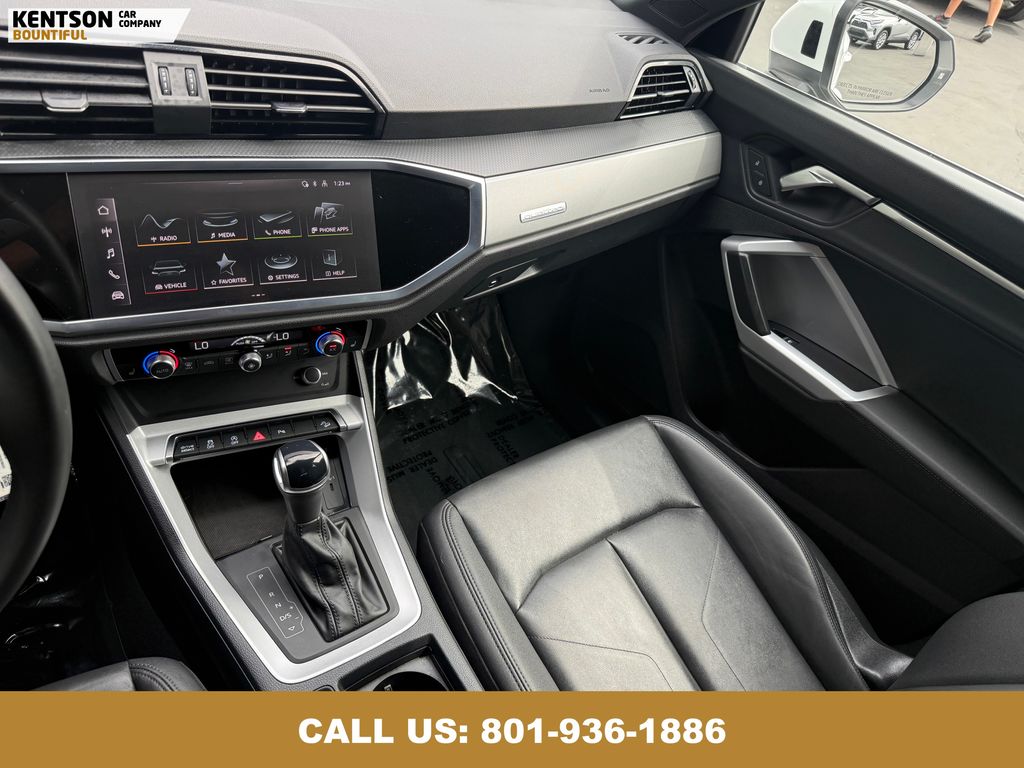 2025 Audi Q3 S line Premium photo 22
