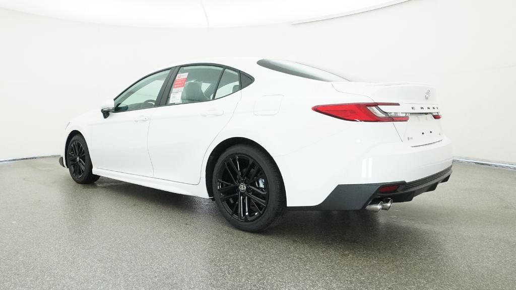 2025 Toyota Camry SE photo 13