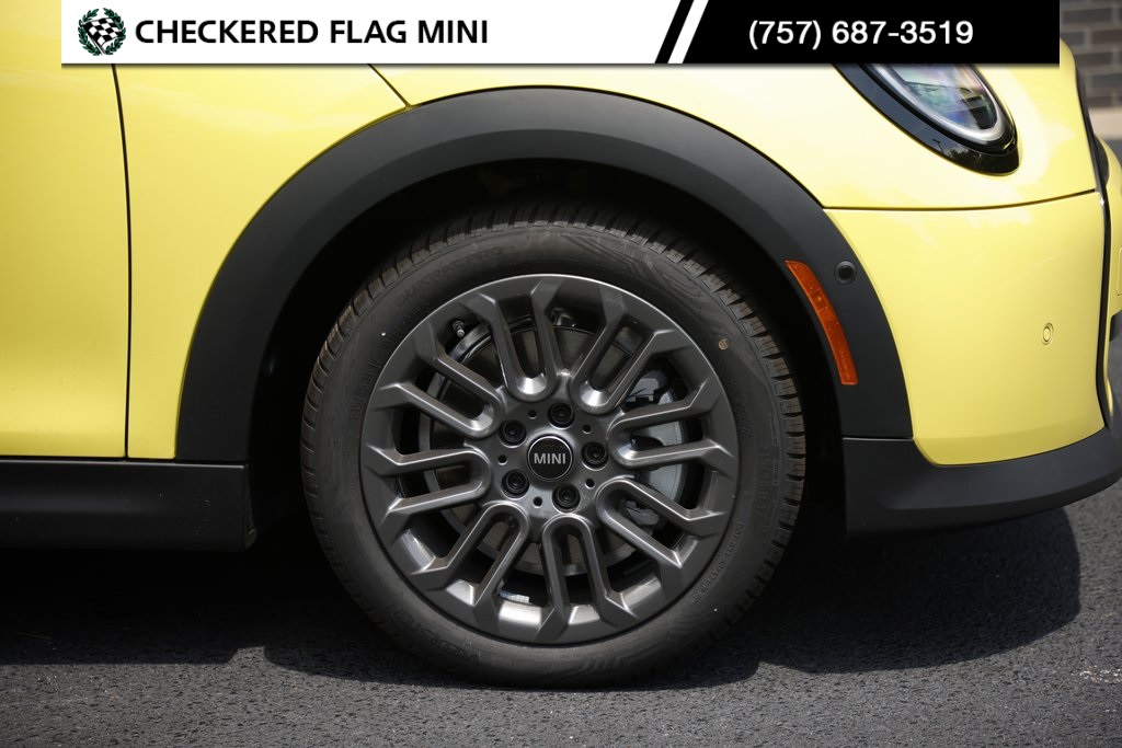 2025 Mini Cooper Hardtop S photo 5