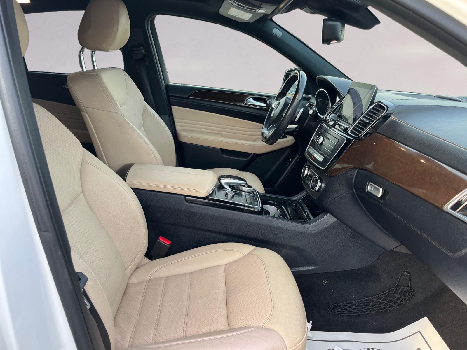 2019 Mercedes Benz GLE AMG 43 4MATIC photo 15