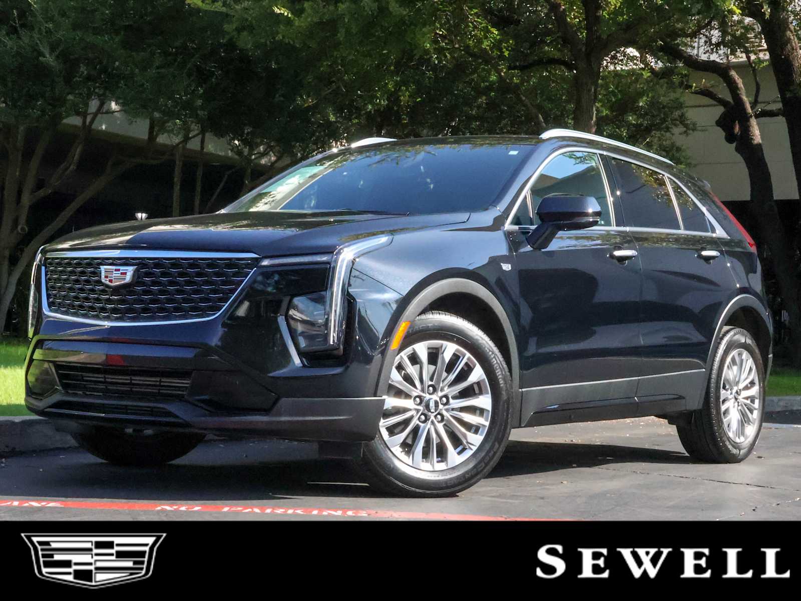 2024 Cadillac XT4 Premium Luxury's photo
