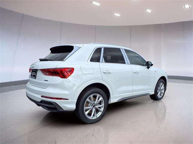 2025 Audi Q3 S line Premium photo 2