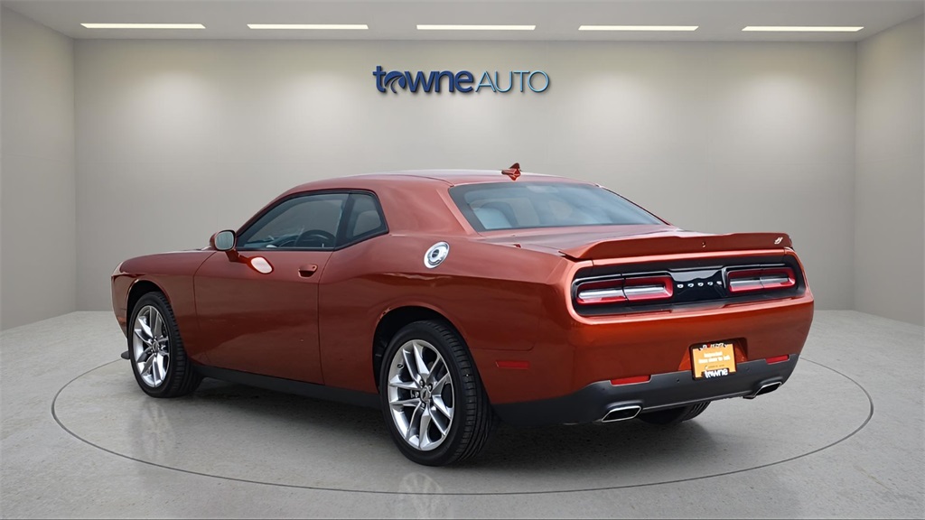 2022 Dodge Challenger GT photo 6