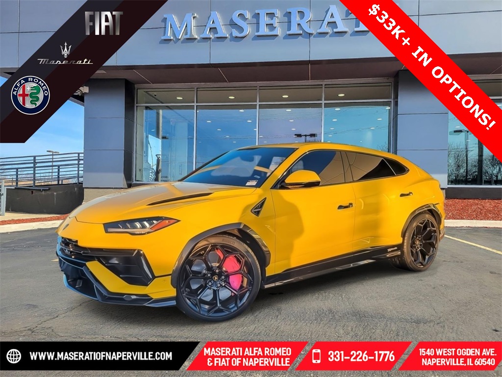 2023 Lamborghini Urus Performante's photo