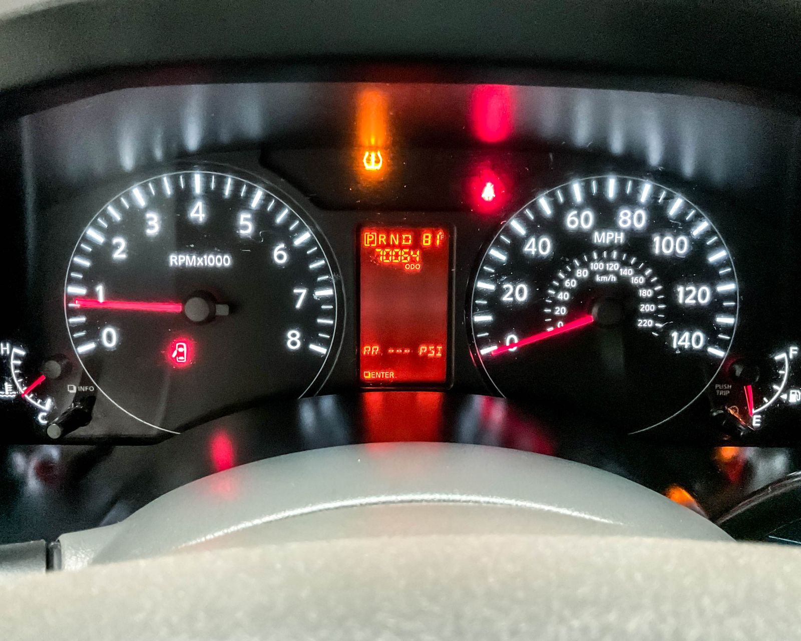 2021 Nissan NV2500 HD SV photo 8