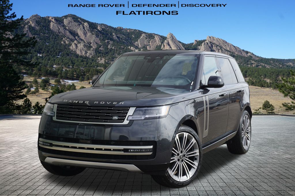 2025 Land Rover Range Rover SE's photo