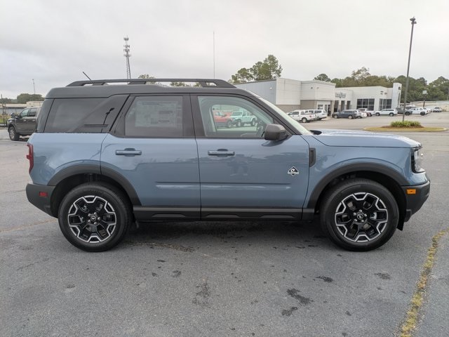 2025 Ford Bronco Sport Outer Banks photo 3