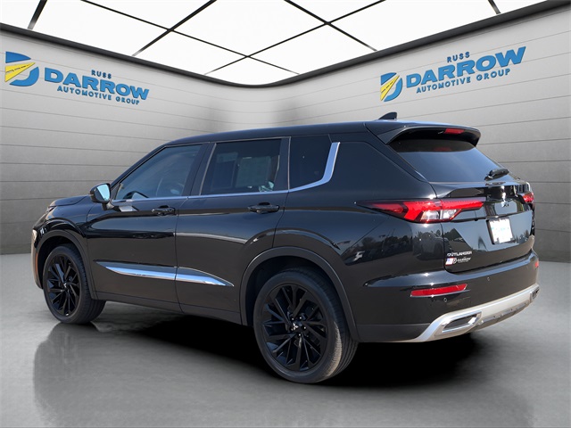2022 Mitsubishi Outlander SE photo 3
