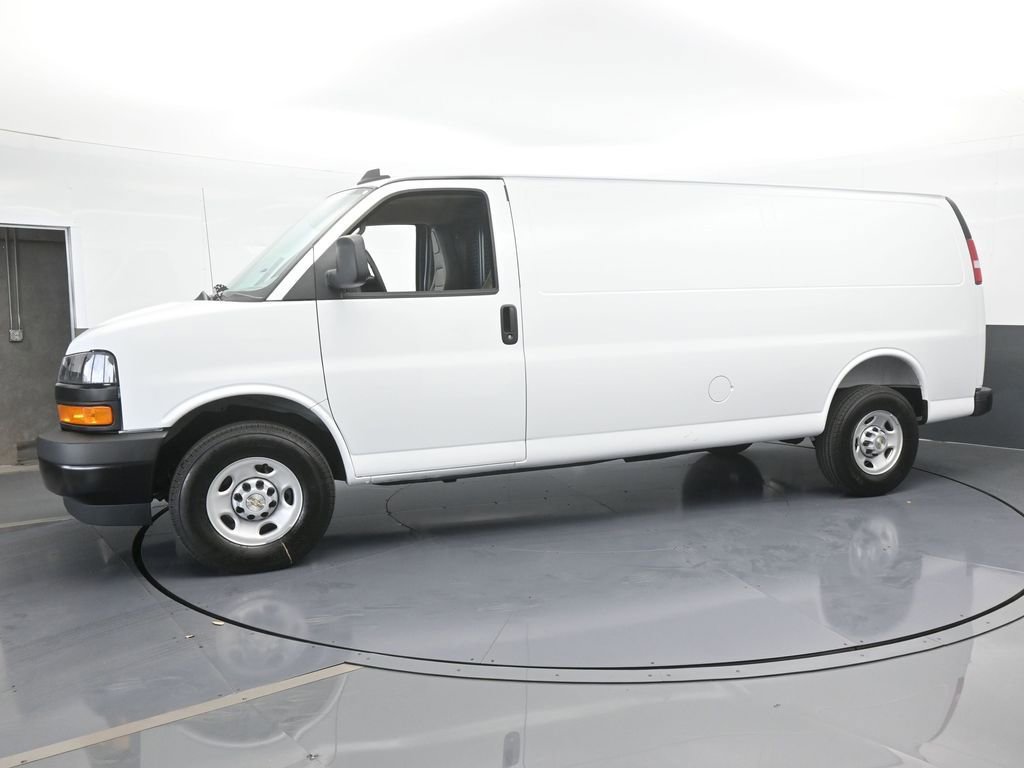 2025 Chevrolet Express Cargo Van photo 2
