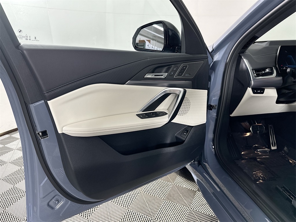 2026 Bmw X2 xDrive28i photo 21
