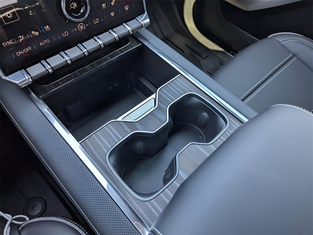 2026 Gmc Sierra Denali photo 10