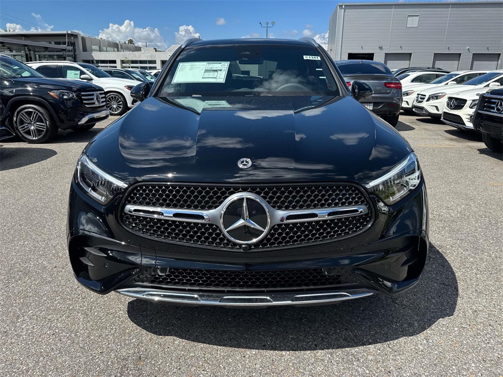 2026 Mercedes Benz GLC 300 photo 2