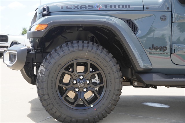 2025 Jeep Gladiator Sport Texas Trail photo 5